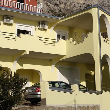 Apartments Rubic Omis Exterior photo